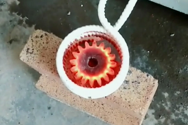 �X݆���l��������׳��F���|��ȱ�����Ď׷N��