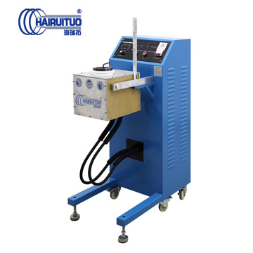 ����������x���m�Ķ๦���۽�C