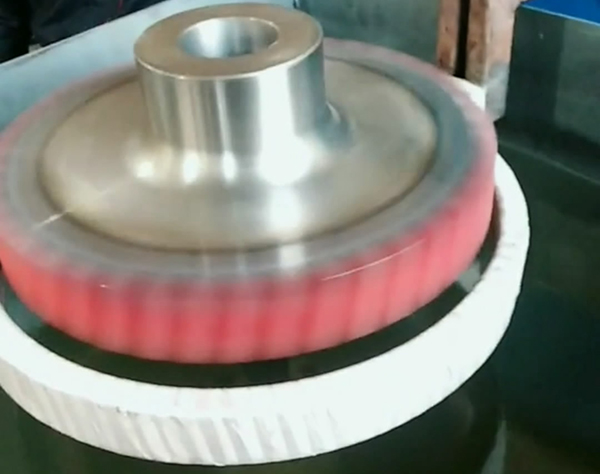 中頻淬火機(jī)床齒輪淬火設(shè)備