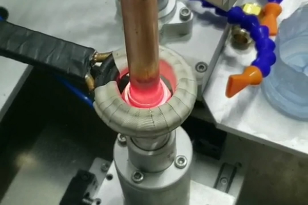 �~�ܺ����ø��l���C-���l���ӿ��{�ܽ��^