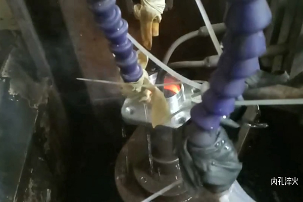 內(nèi)孔淬火用高頻淬火機(jī)床