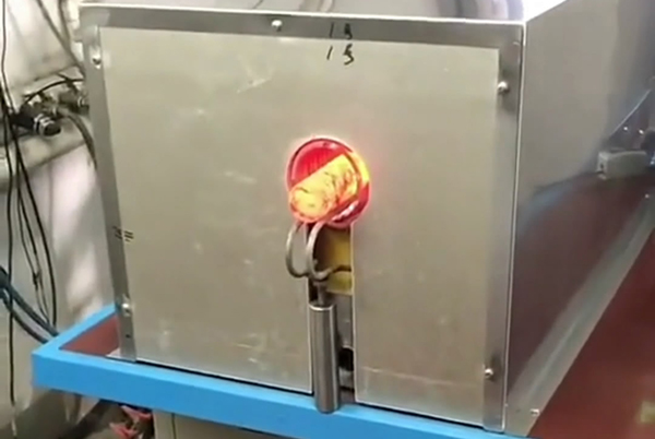 帶送料上料機的全自動中頻鍛造加熱爐