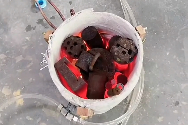 ���l�۟��t���b�{ԇ