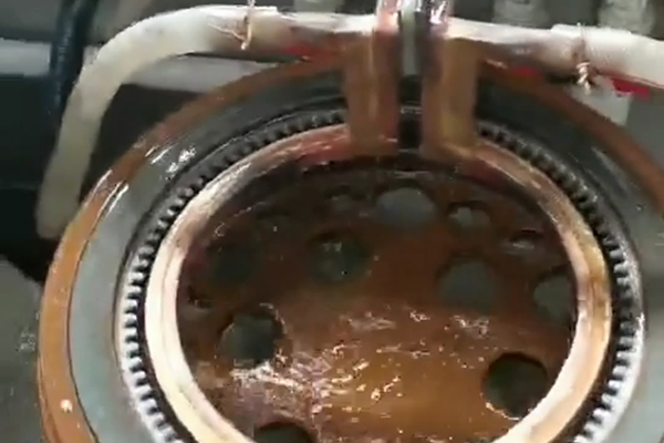 �ȏ�400mm���X݆����O��-���l���C��