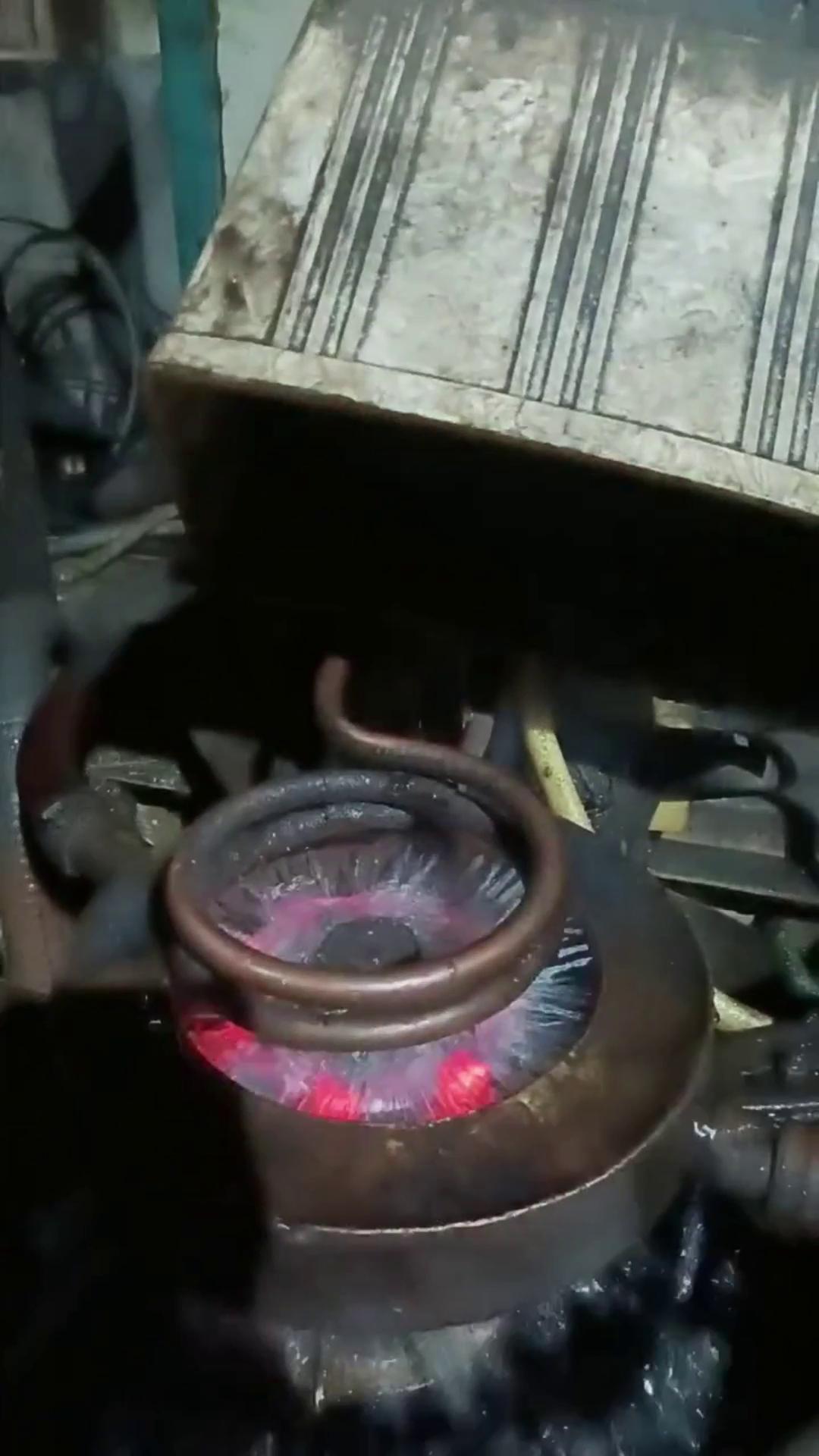 人工簡易齒輪淬火設備-高頻淬火機-高頻淬火設備