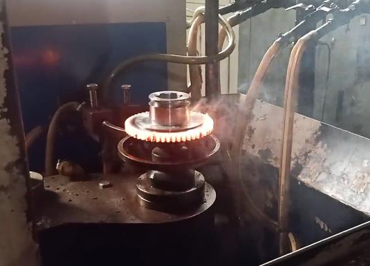 自動(dòng)化高頻淬火機(jī)床-高效、精確、環(huán)保的特點(diǎn)讓其用途廣泛