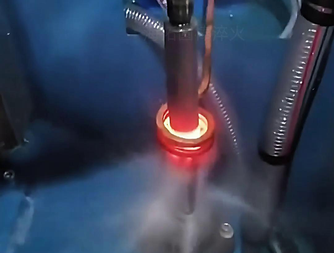 120KW超音頻淬火設(shè)備在圓棒淬火熱處理中具有廣泛的應(yīng)用前景