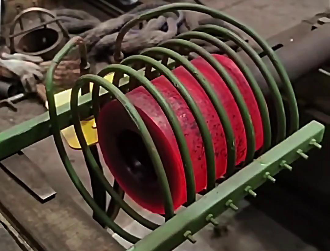 高頻感應加熱機：車輛生產(chǎn)線上的熱套工藝革新者