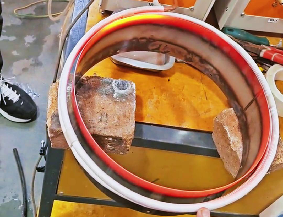 海拓高頻加熱機助力鍋具生產工廠不銹鋼鋼管加工