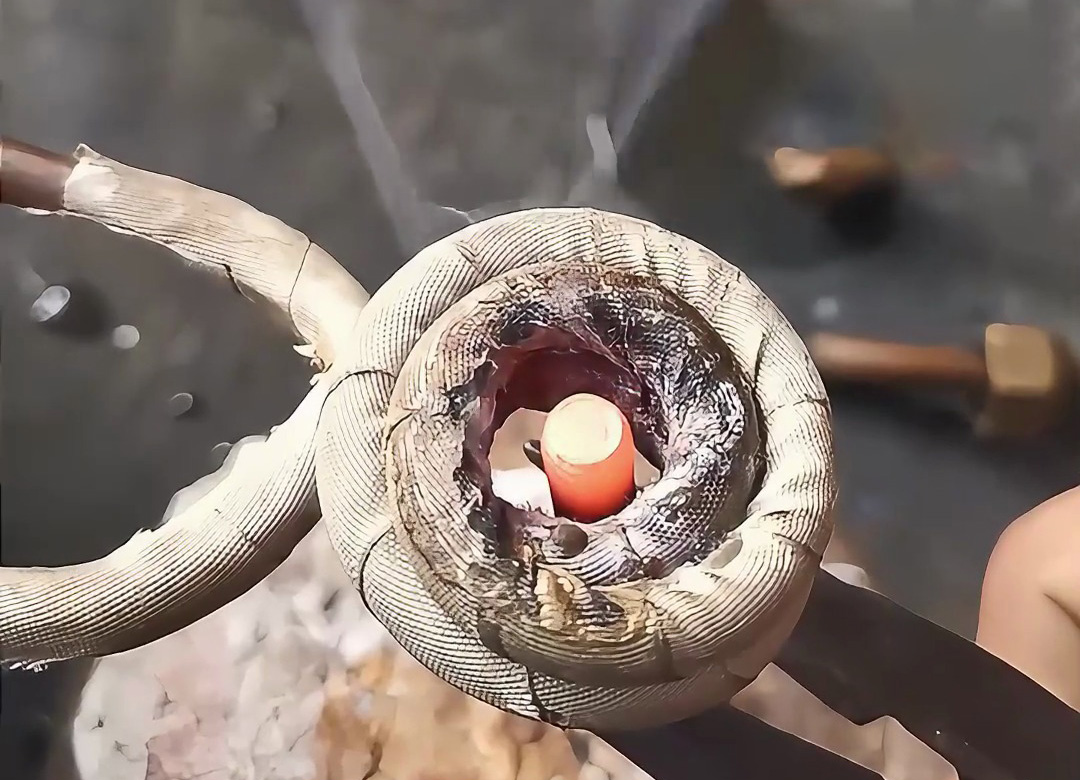 海拓高頻加熱機實測：直徑 6mm 銅螺桿 3 秒升溫破千度，強悍功率盡顯加熱實力