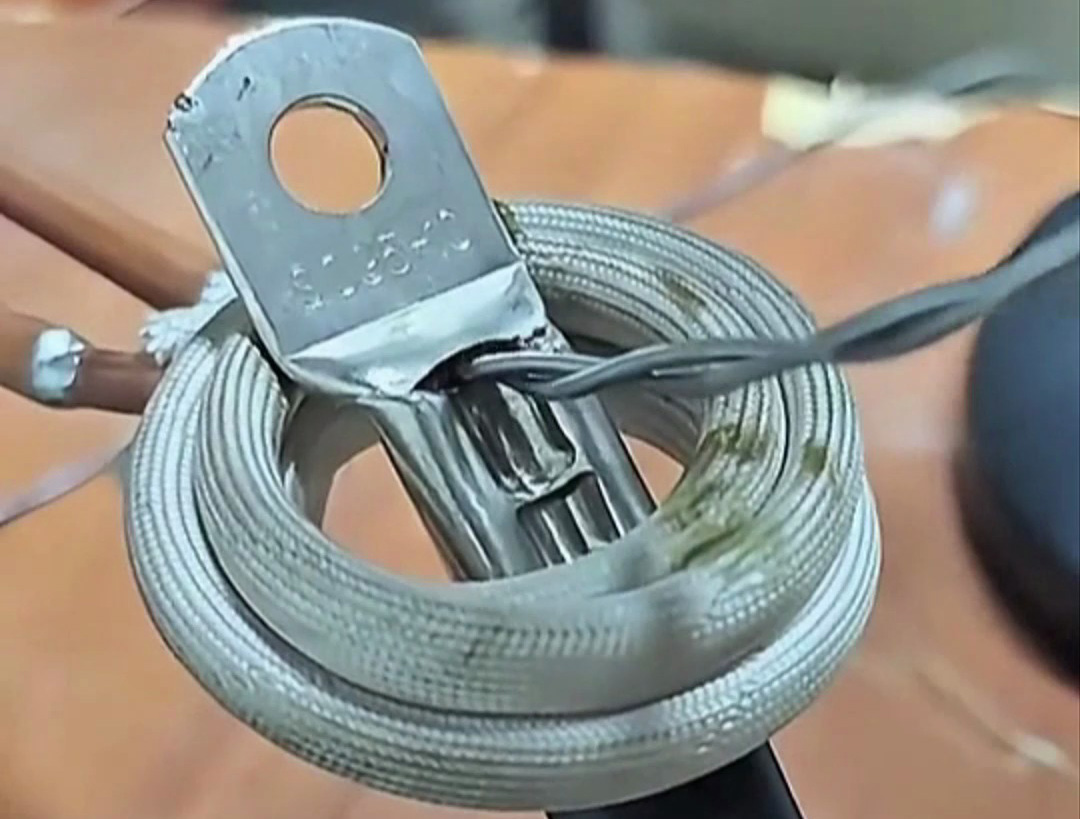 線束端子錫焊有必要嗎？銅鼻子高頻焊接全過程揭秘，高效可靠還環保！