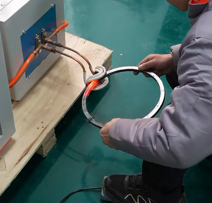 異形件、大件加熱不用愁！海拓開口感應加熱線圈輕松破局