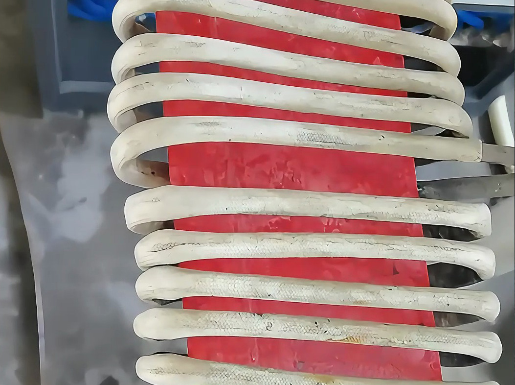 打鐵匠都在用的感應加熱設備！傳統打鐵升級高效模式，菜刀鋤頭毛坯加熱更省心