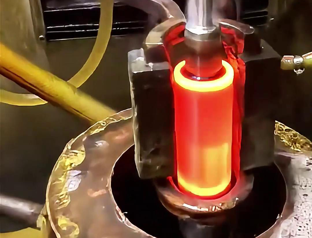 中頻淬火機床，讓您的軸淬火更輕松