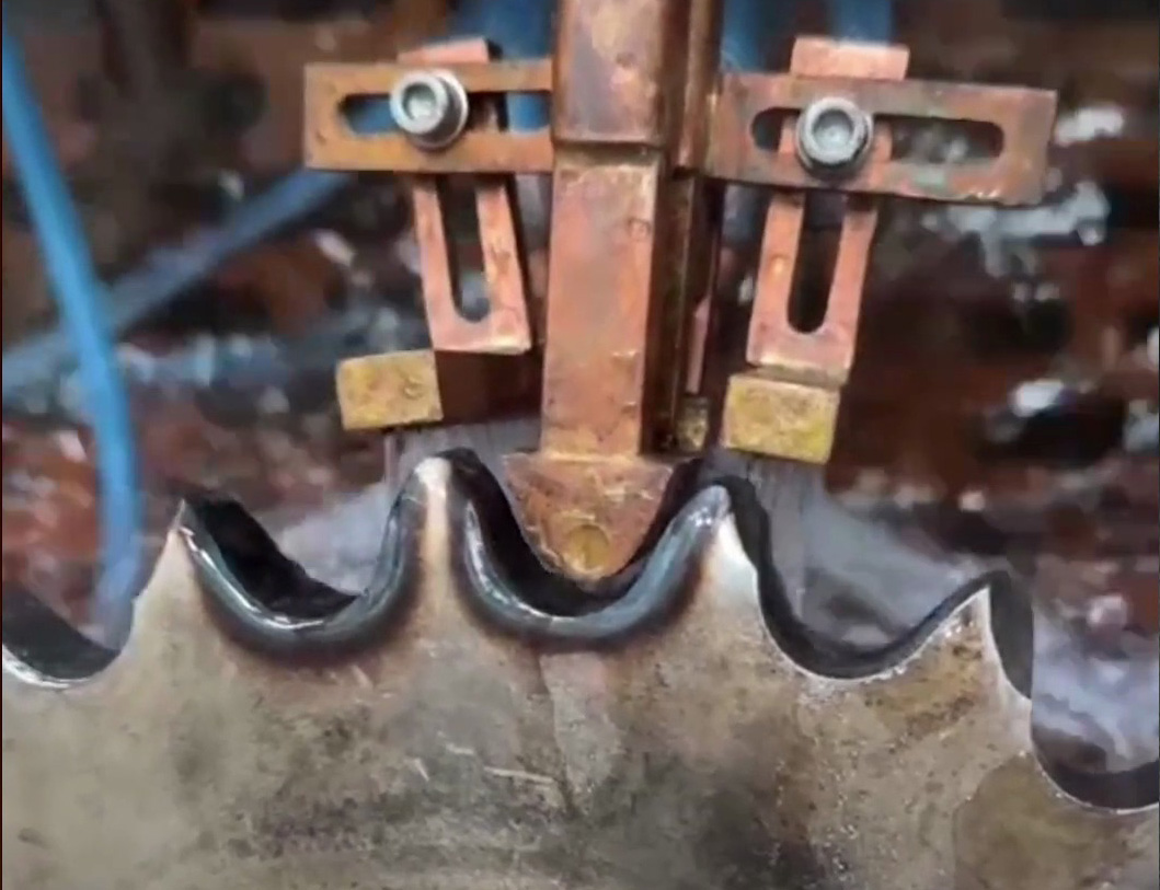 在齒輪加工領域，單齒高頻淬火是一項關鍵技術