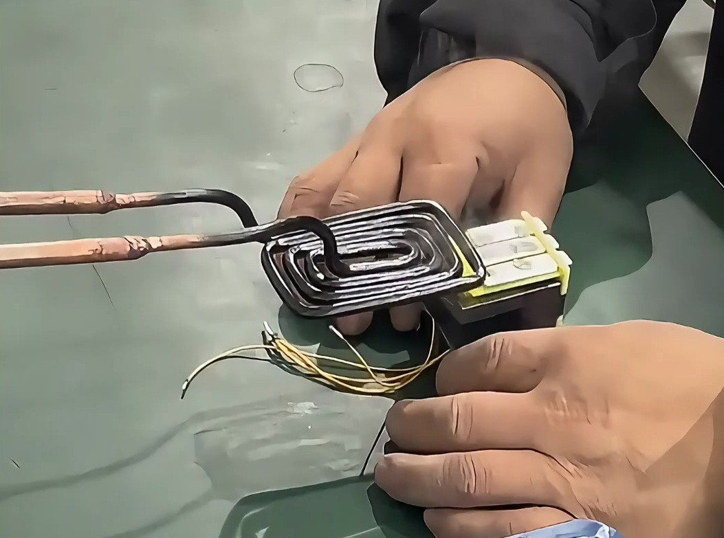 1分鐘學會高頻加熱錫焊,輕松搞定觸點焊接!