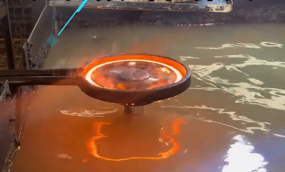 054F030868E74BC039519B557E0F2111.jpg 054F030868E74BC039519B557E0F2111.jpg